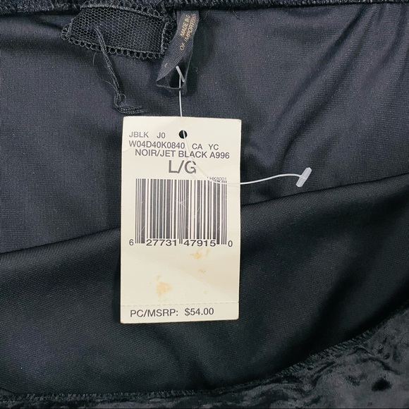 NWT Guess Velvety Black Mini Skirt, Elastic Waist, Size Large - Picture 8 of 8